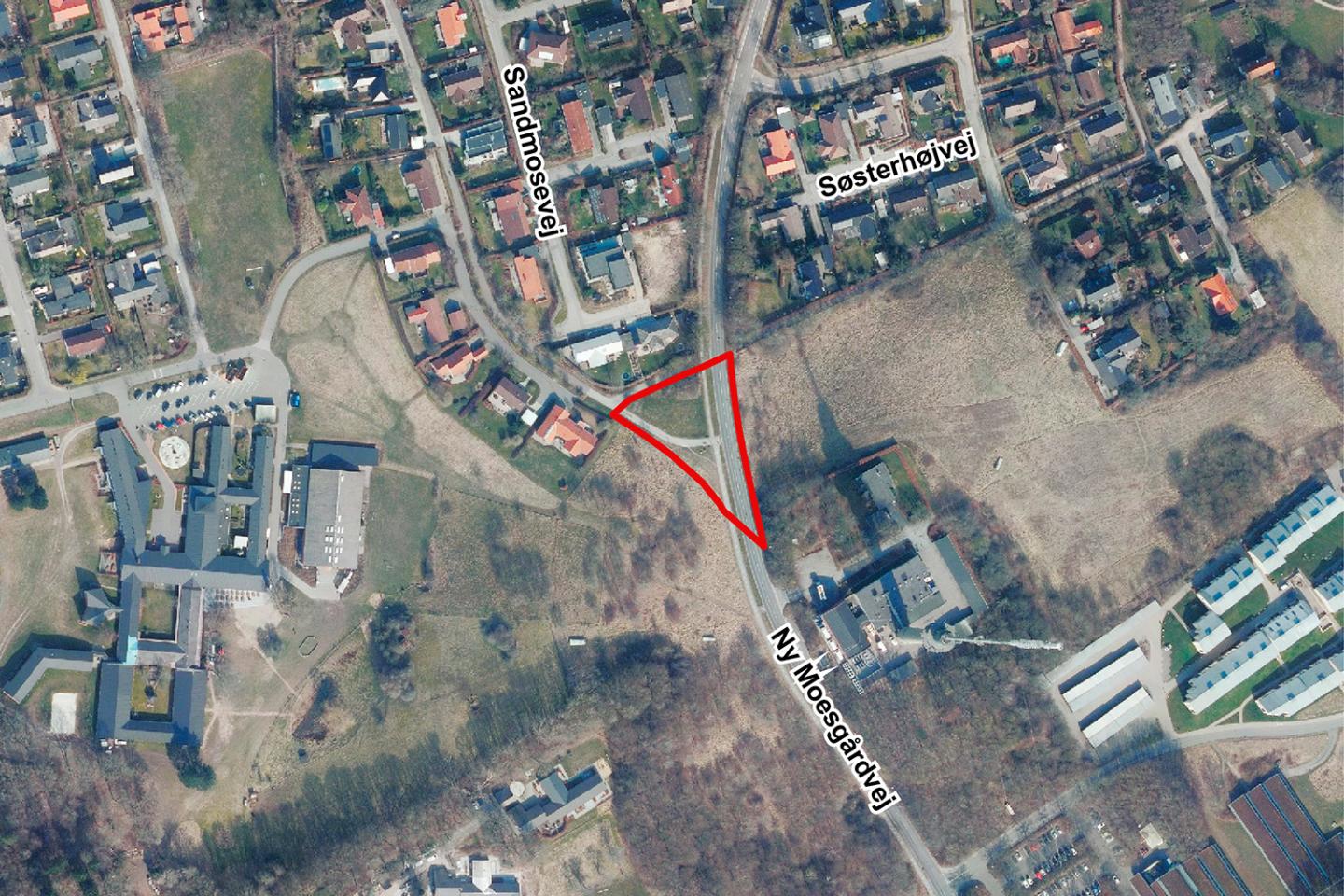 Luftfoto der viser afgrænsningen til lokalplanforslag 1220