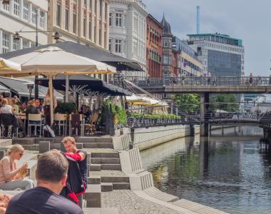 Sommerbillede af Aarhus å taget ved Immervad - Colourbox