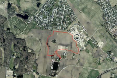 Luftfoto, der viser afgrænsningen til debatoplægget om Løvholmen, Nye