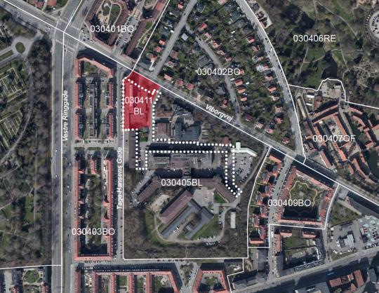 Luftfoto der viser afgrænsningen til debatoplægget om Omdannelse af Amtssygehuset